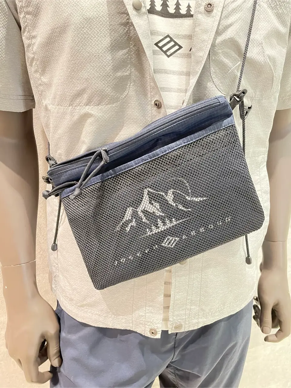 JOSEPH ABBOUD 東　 コーディネート画像