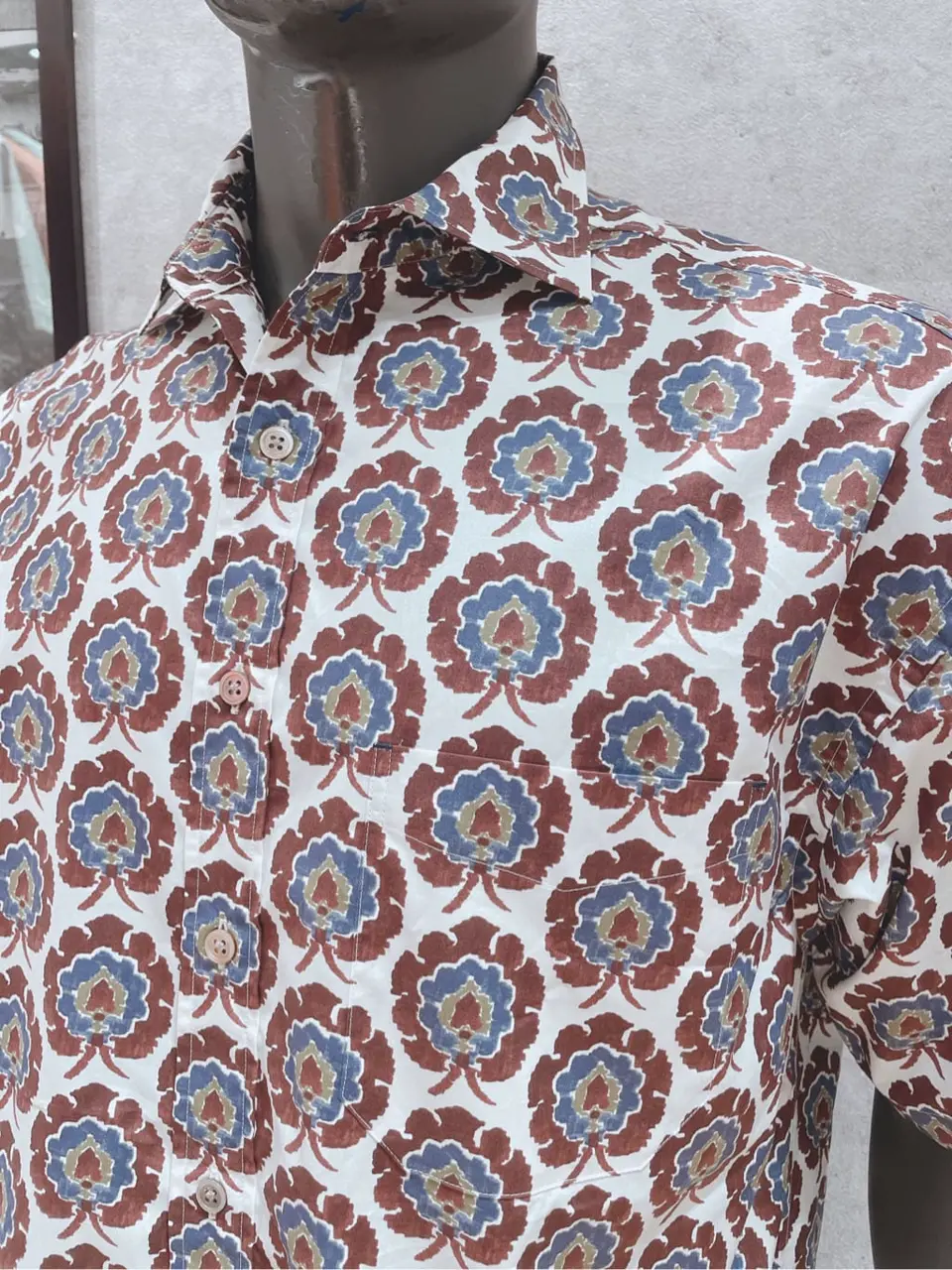 JOSEPH ABBOUD 二澤 コーディネート画像