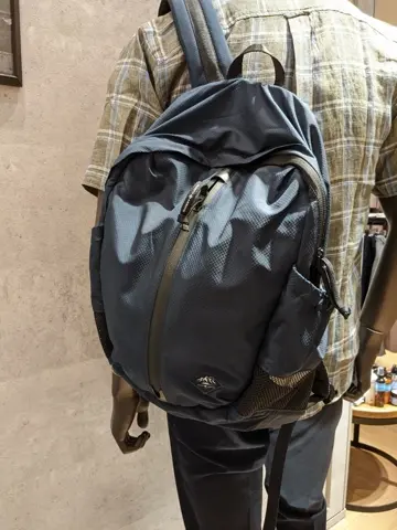 JOSEPH ABBOUD 大久 コーディネート画像