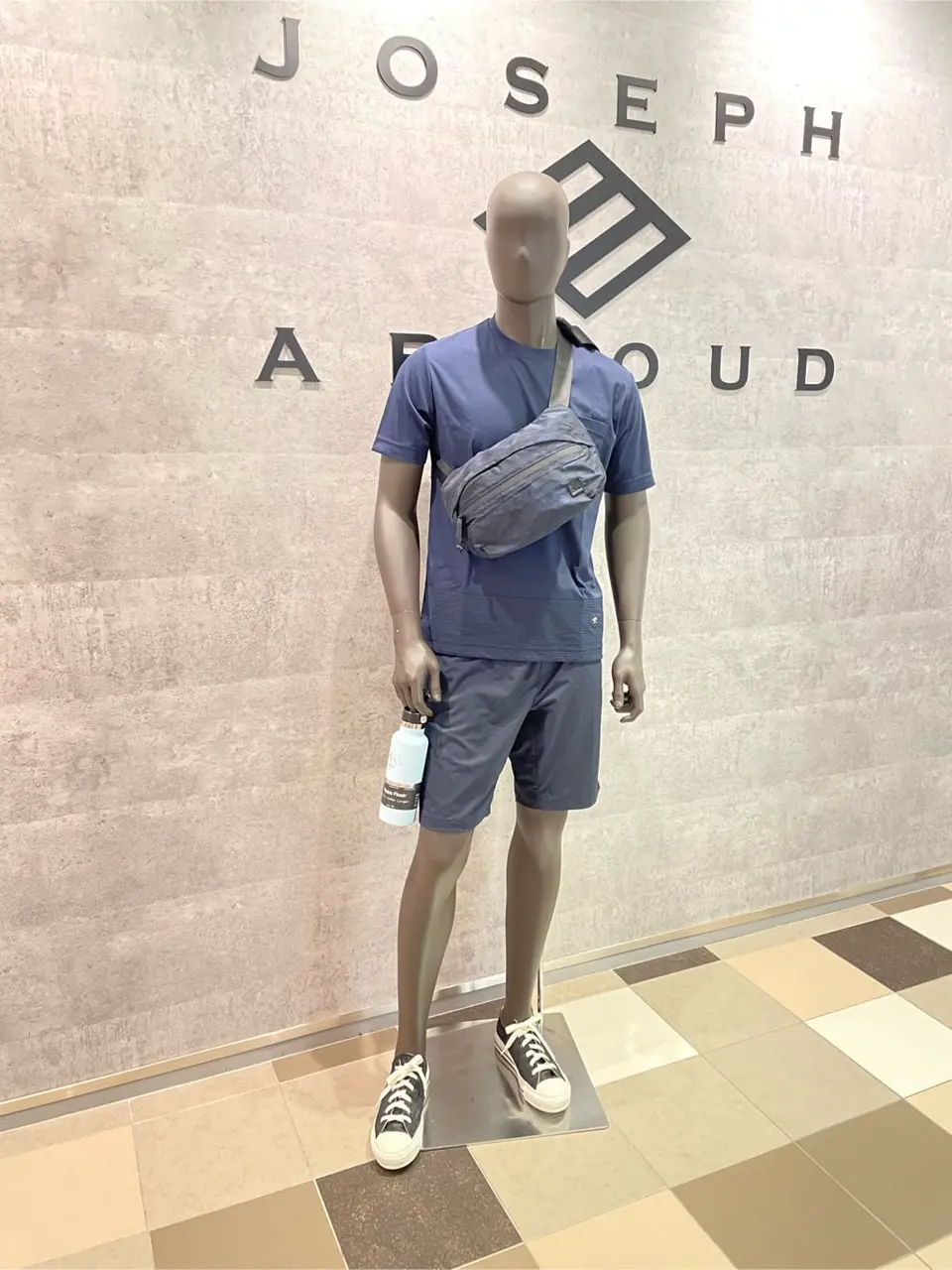  東　 コーディネート画像