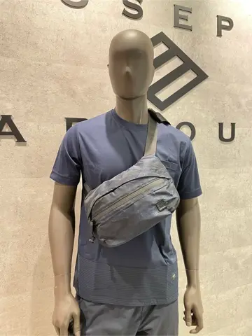 JOSEPH ABBOUD 東　 コーディネート画像