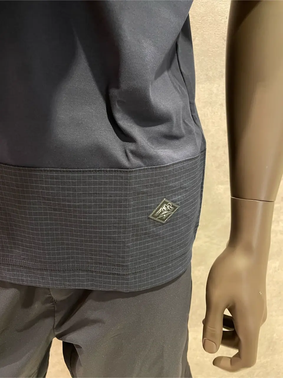 JOSEPH ABBOUD 東　 コーディネート画像