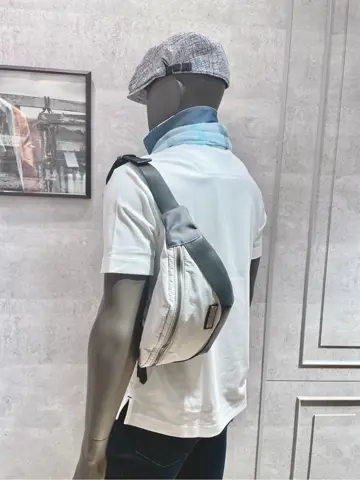 JOSEPH ABBOUD 二澤 コーディネート画像