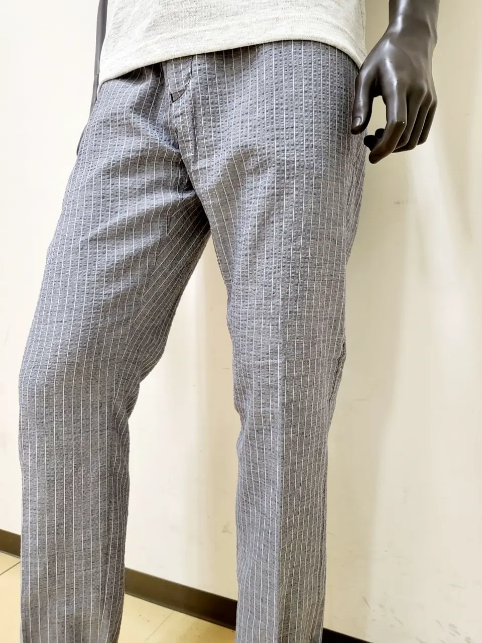 JOSEPH ABBOUD 亀井 コーディネート画像