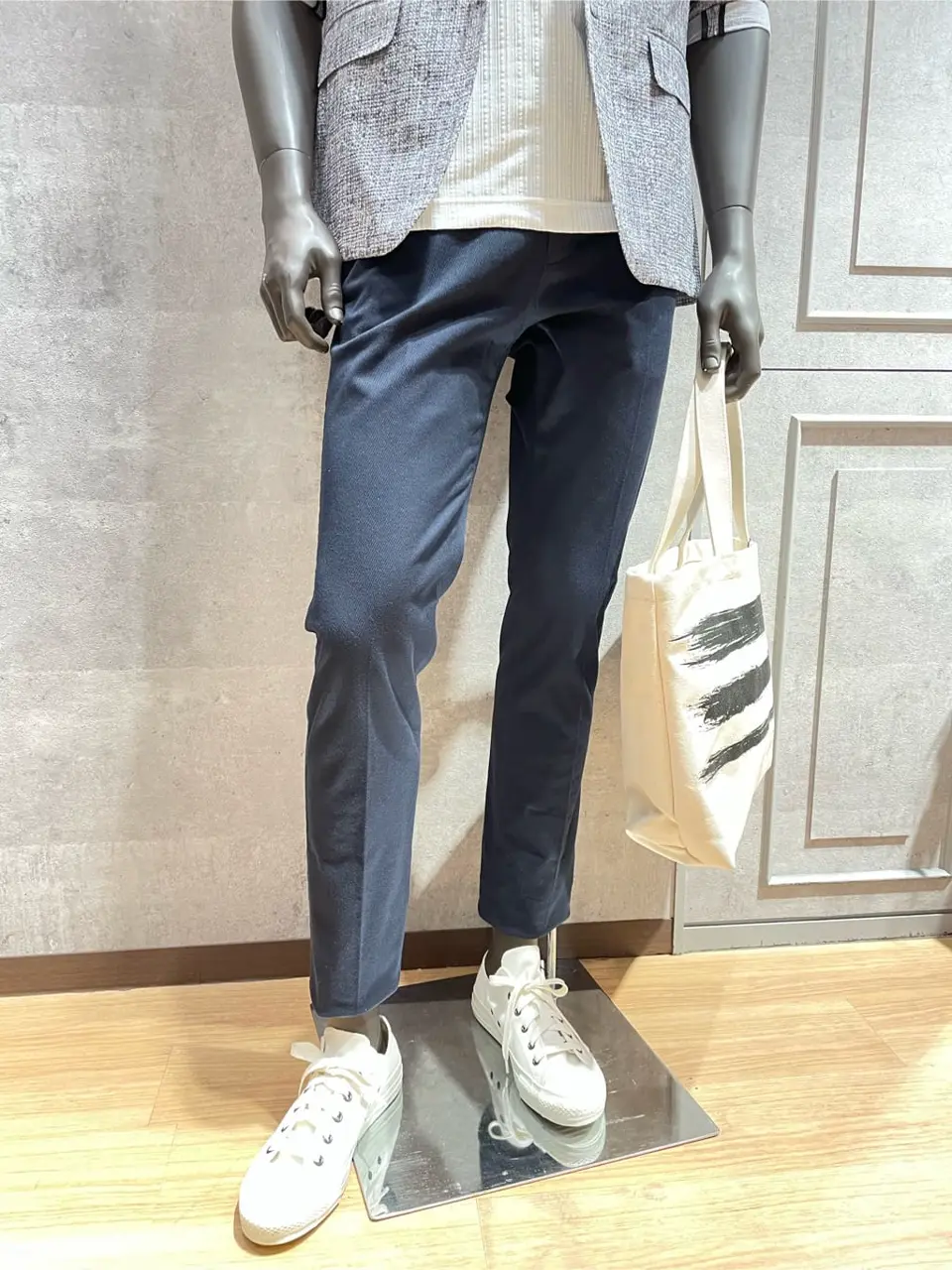 JOSEPH ABBOUD 東　 コーディネート画像