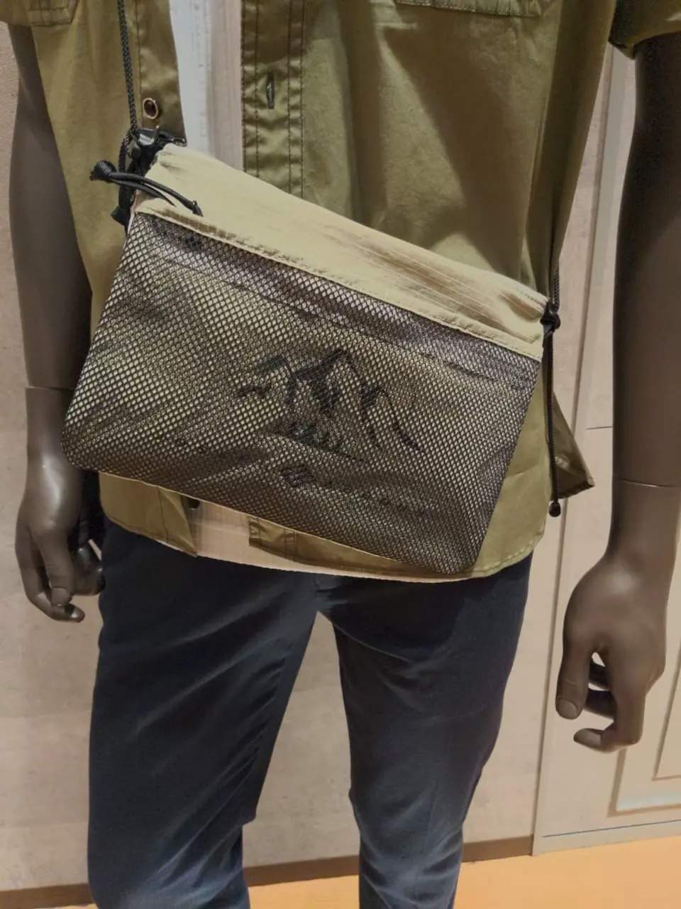 JOSEPH ABBOUD 大久 コーディネート画像