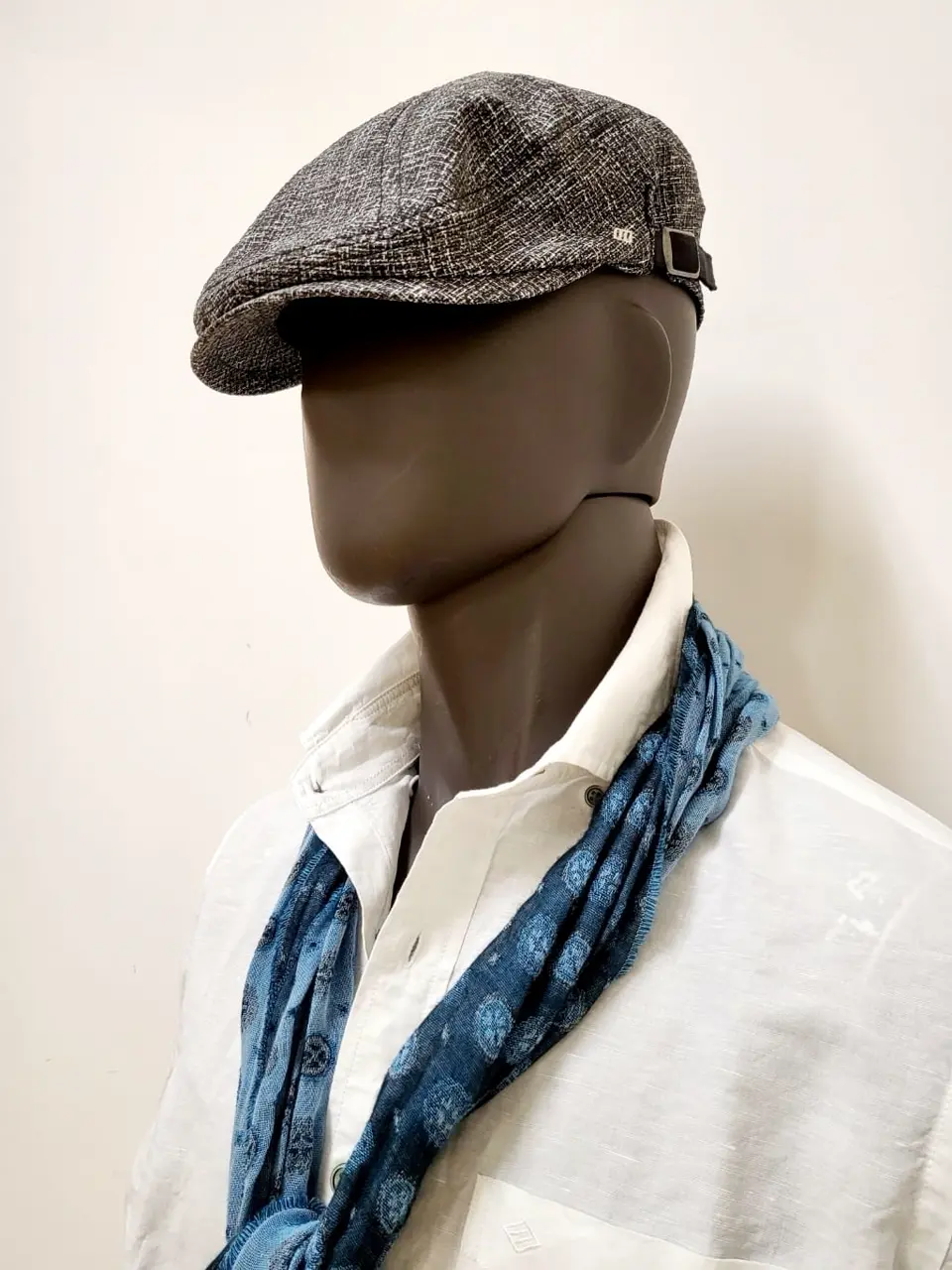 JOSEPH ABBOUD 亀井 コーディネート画像