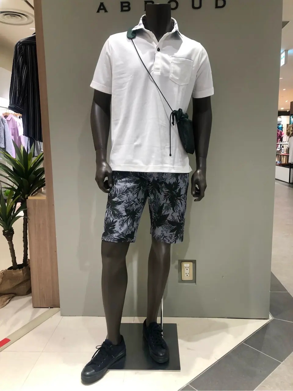 JOSEPH ABBOUD 川田 コーディネート画像