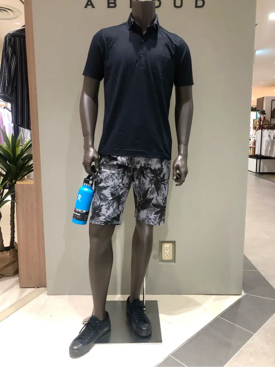 JOSEPH ABBOUD 川田 コーディネート画像