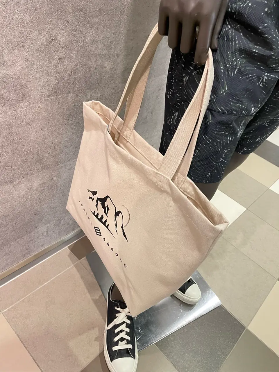 JOSEPH ABBOUD 東　 コーディネート画像