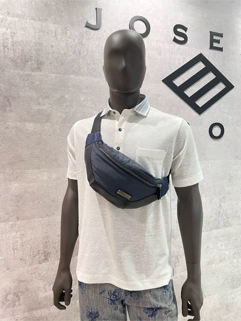 JOSEPH ABBOUD 東　 コーディネート画像