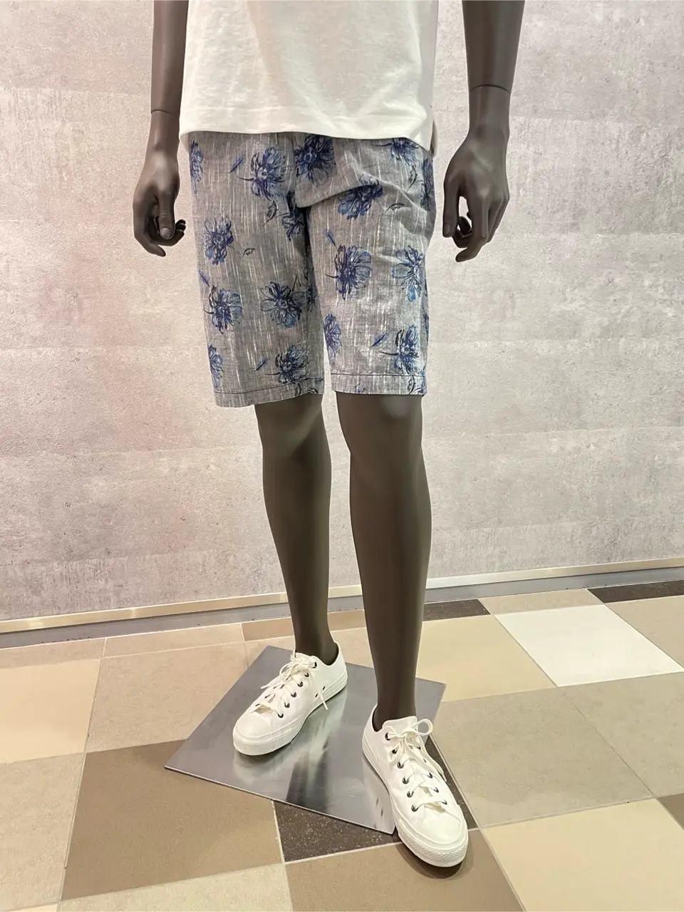 JOSEPH ABBOUD 東　 コーディネート画像