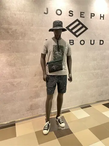 JOSEPH ABBOUD 東　 コーディネート画像