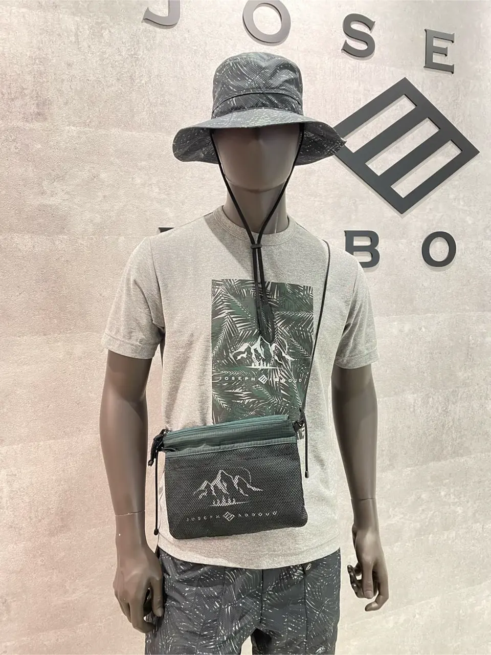 JOSEPH ABBOUD 東　 コーディネート画像