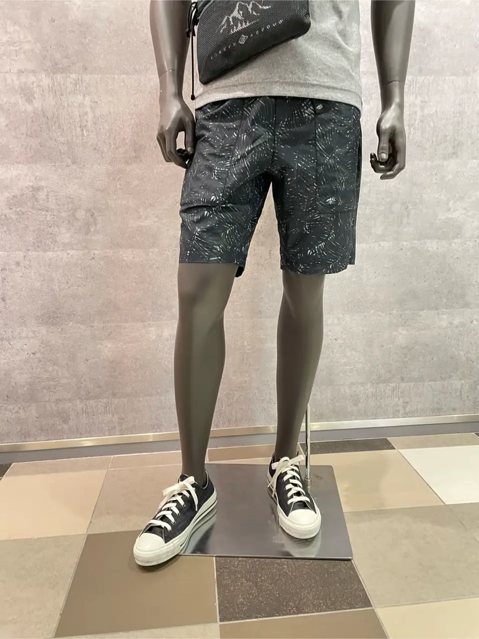 JOSEPH ABBOUD 東　 コーディネート画像