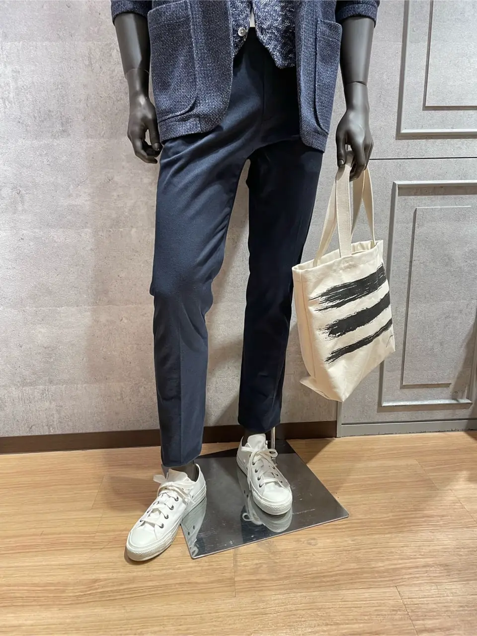 JOSEPH ABBOUD 東　 コーディネート画像