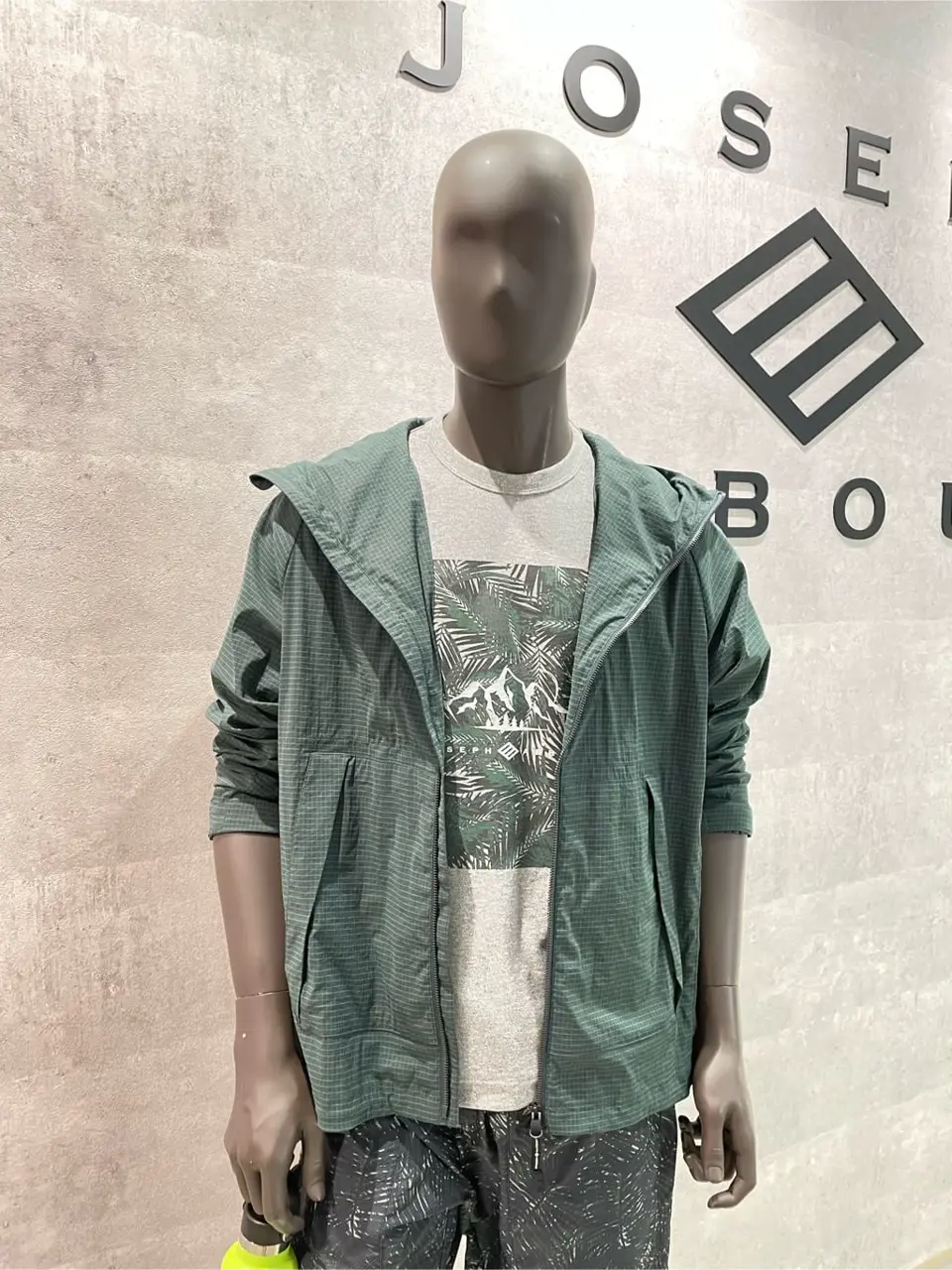 JOSEPH ABBOUD 東　 コーディネート画像