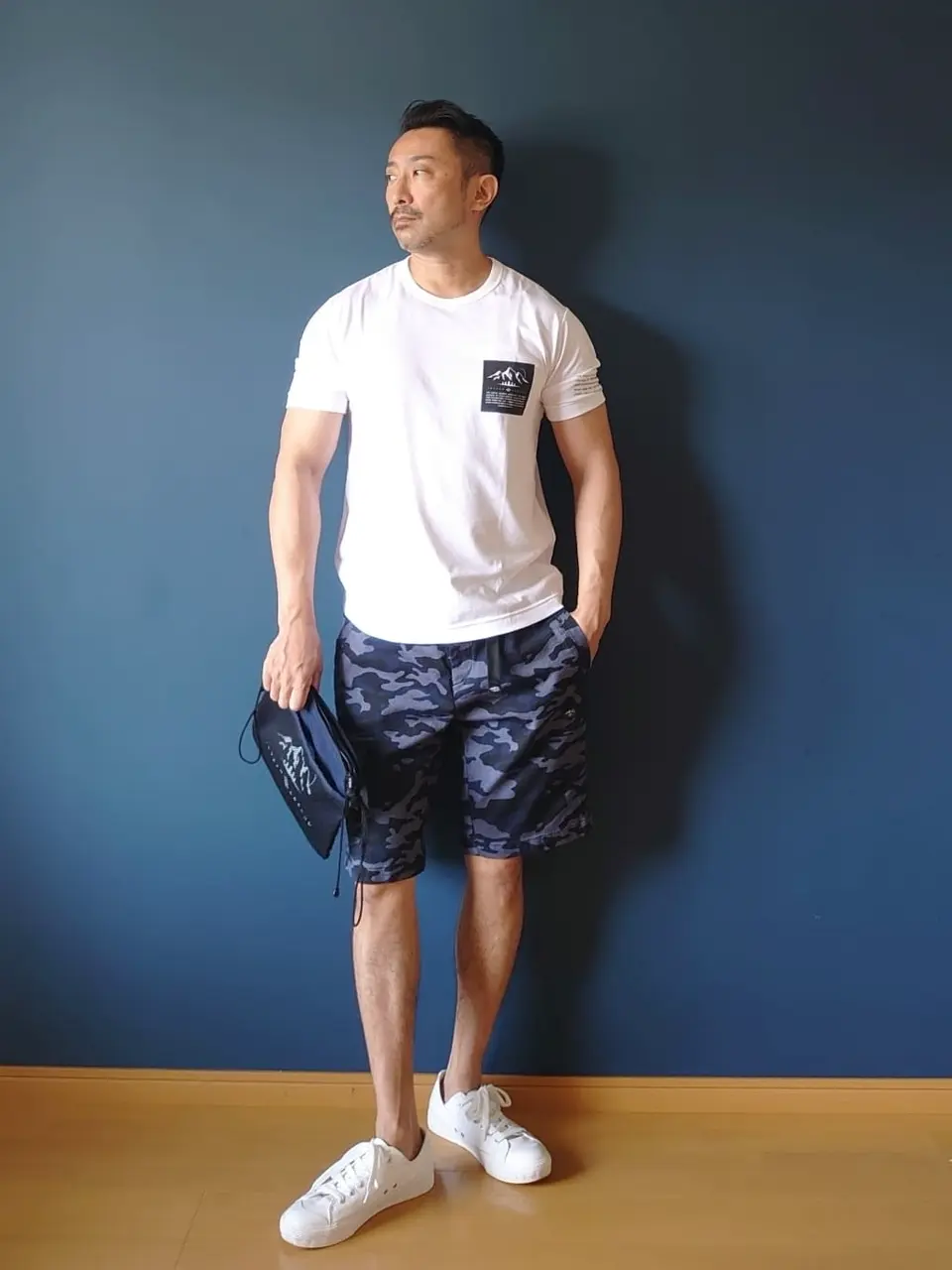 JOSEPH ABBOUD 安東 コーディネート画像