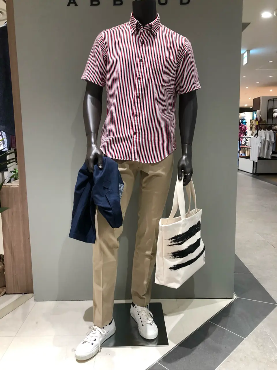 JOSEPH ABBOUD 川田 コーディネート画像