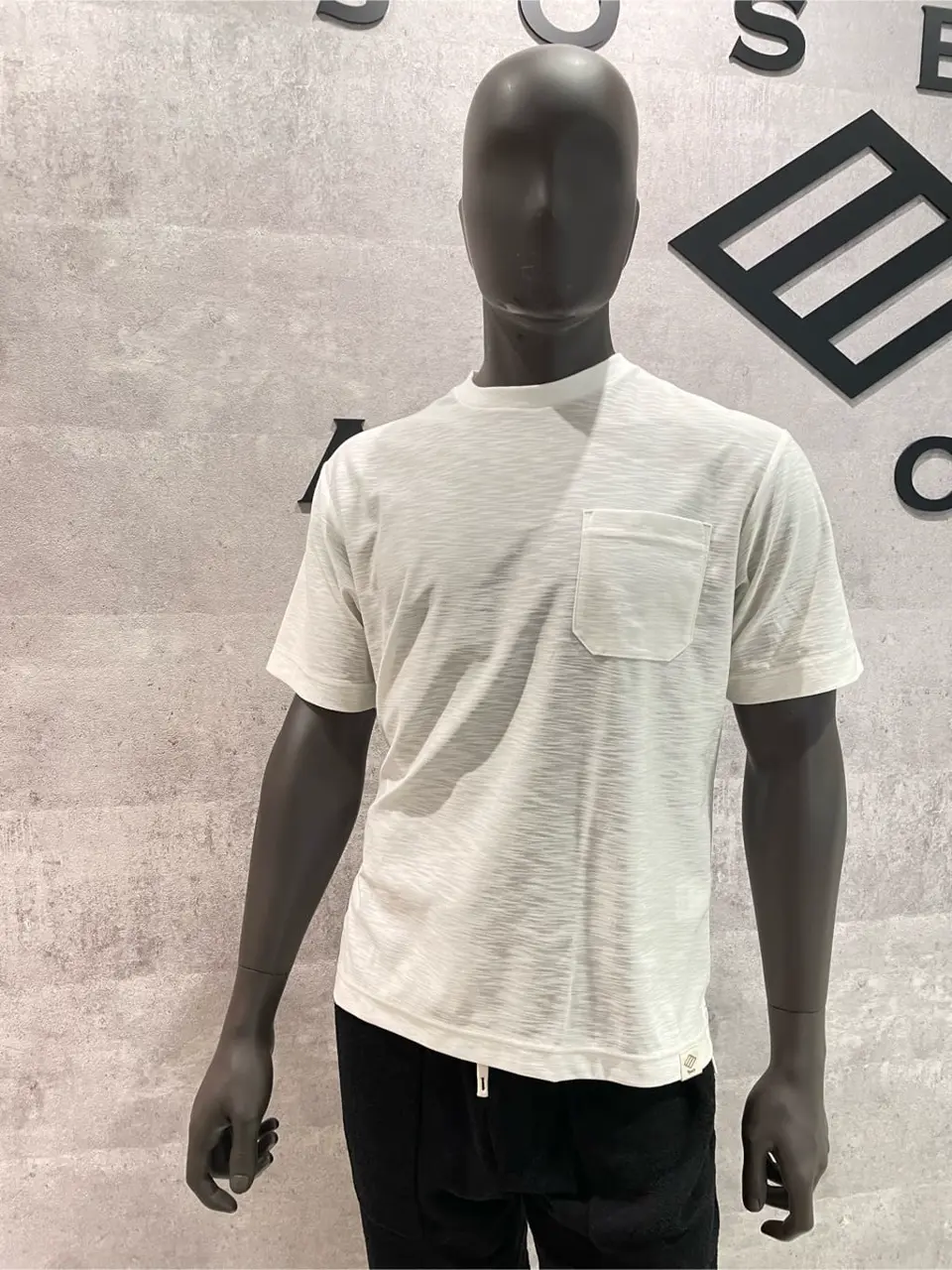 JOSEPH ABBOUD 東　 コーディネート画像