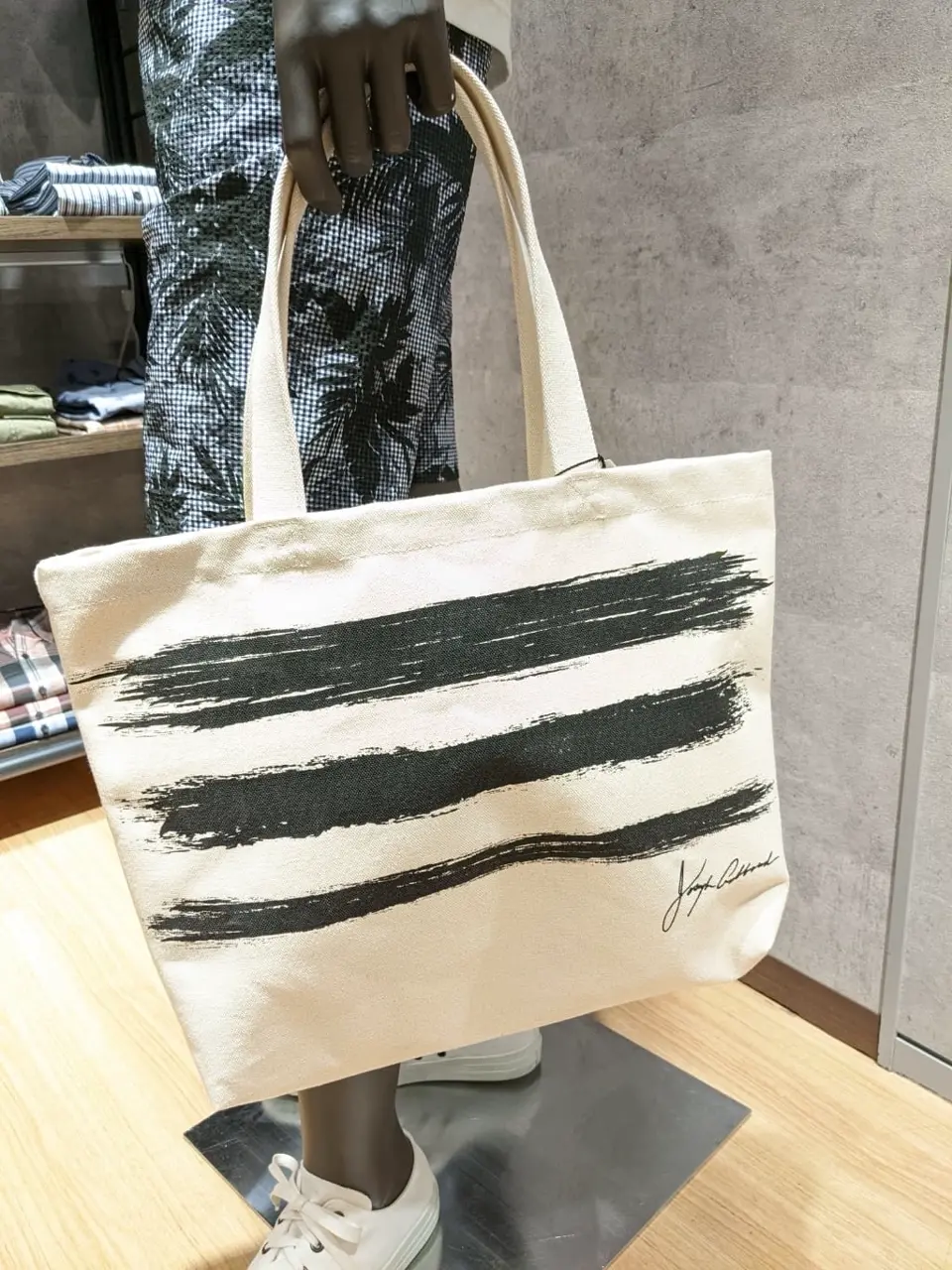 JOSEPH ABBOUD 大久 コーディネート画像