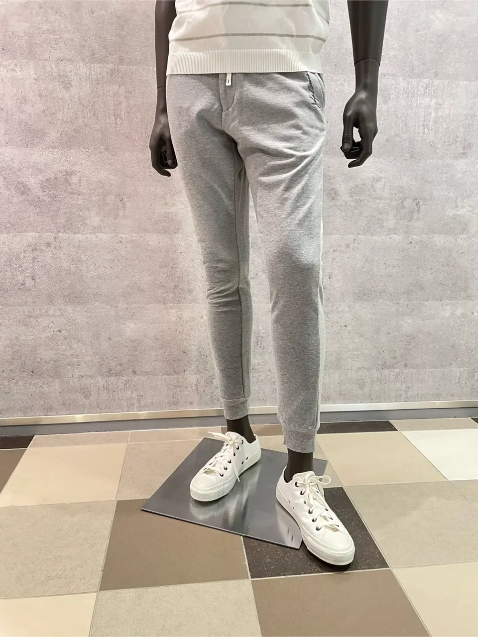 JOSEPH ABBOUD 東　 コーディネート画像