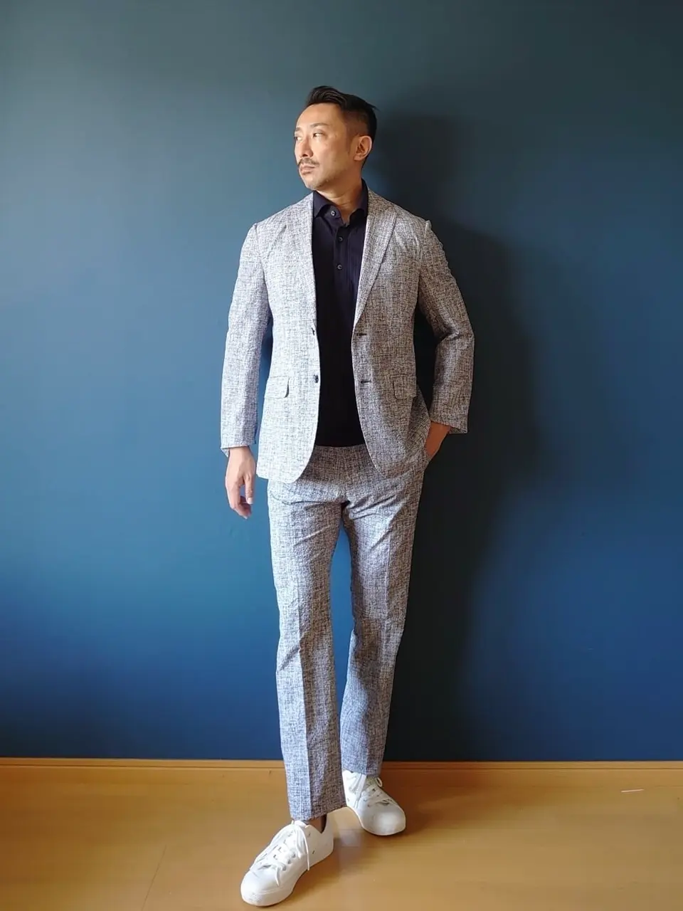 JOSEPH ABBOUD 安東 コーディネート画像