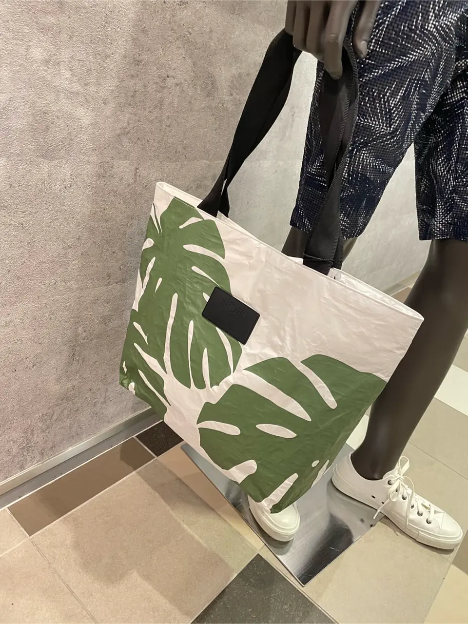 JOSEPH ABBOUD 東　 コーディネート画像