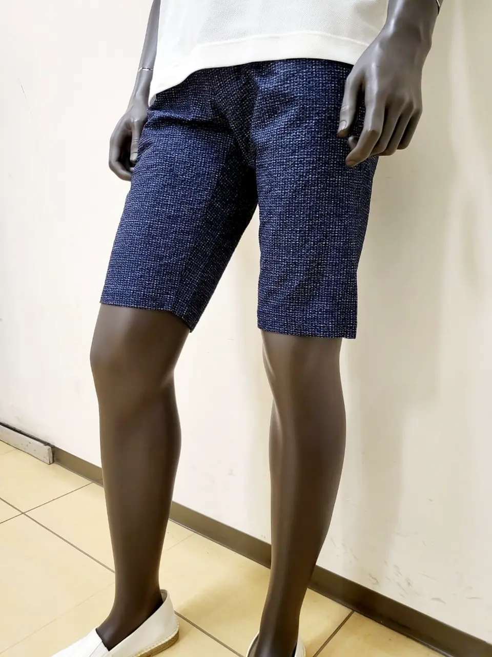 JOSEPH ABBOUD 亀井 コーディネート画像