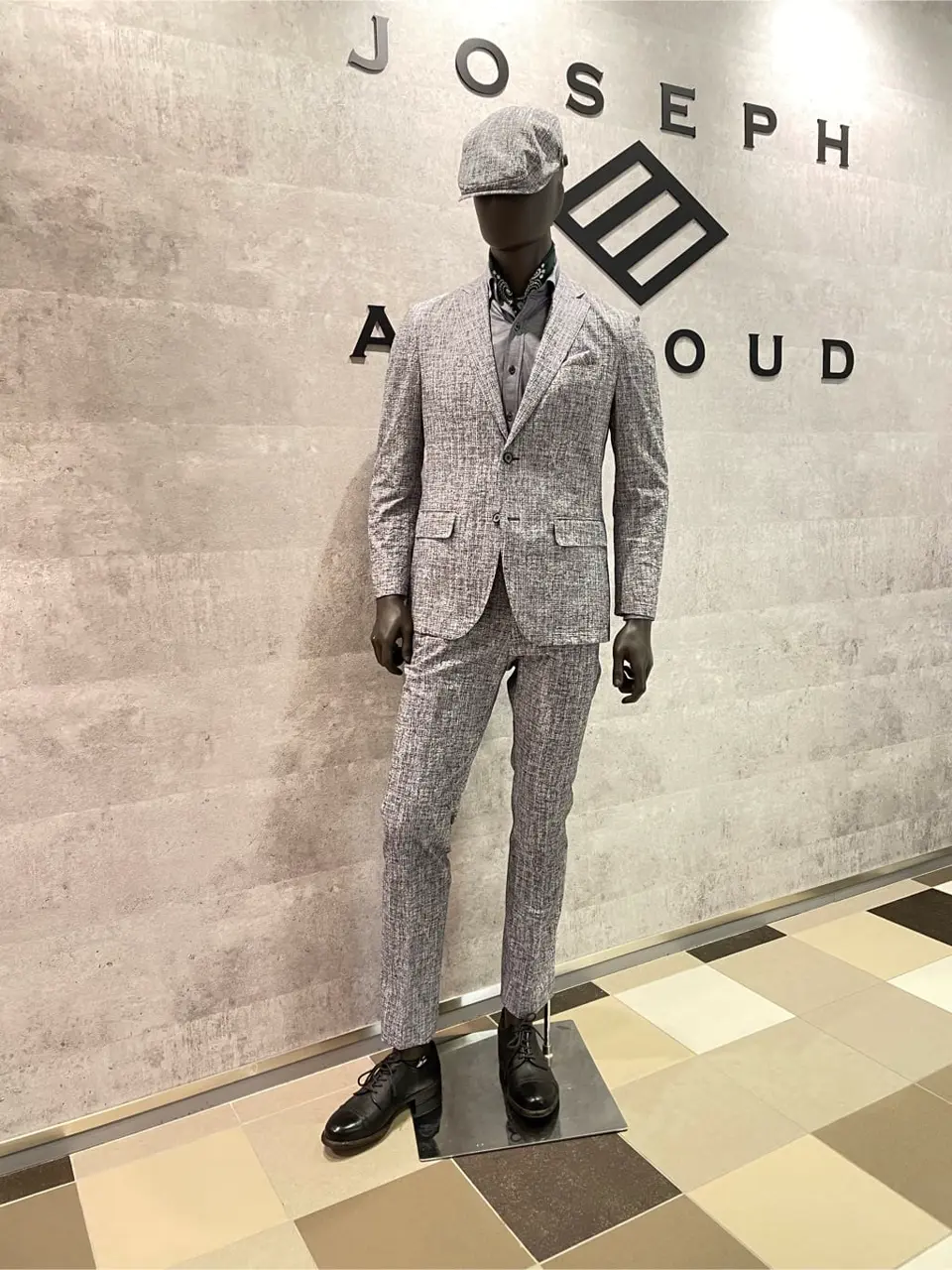  東　 コーディネート画像