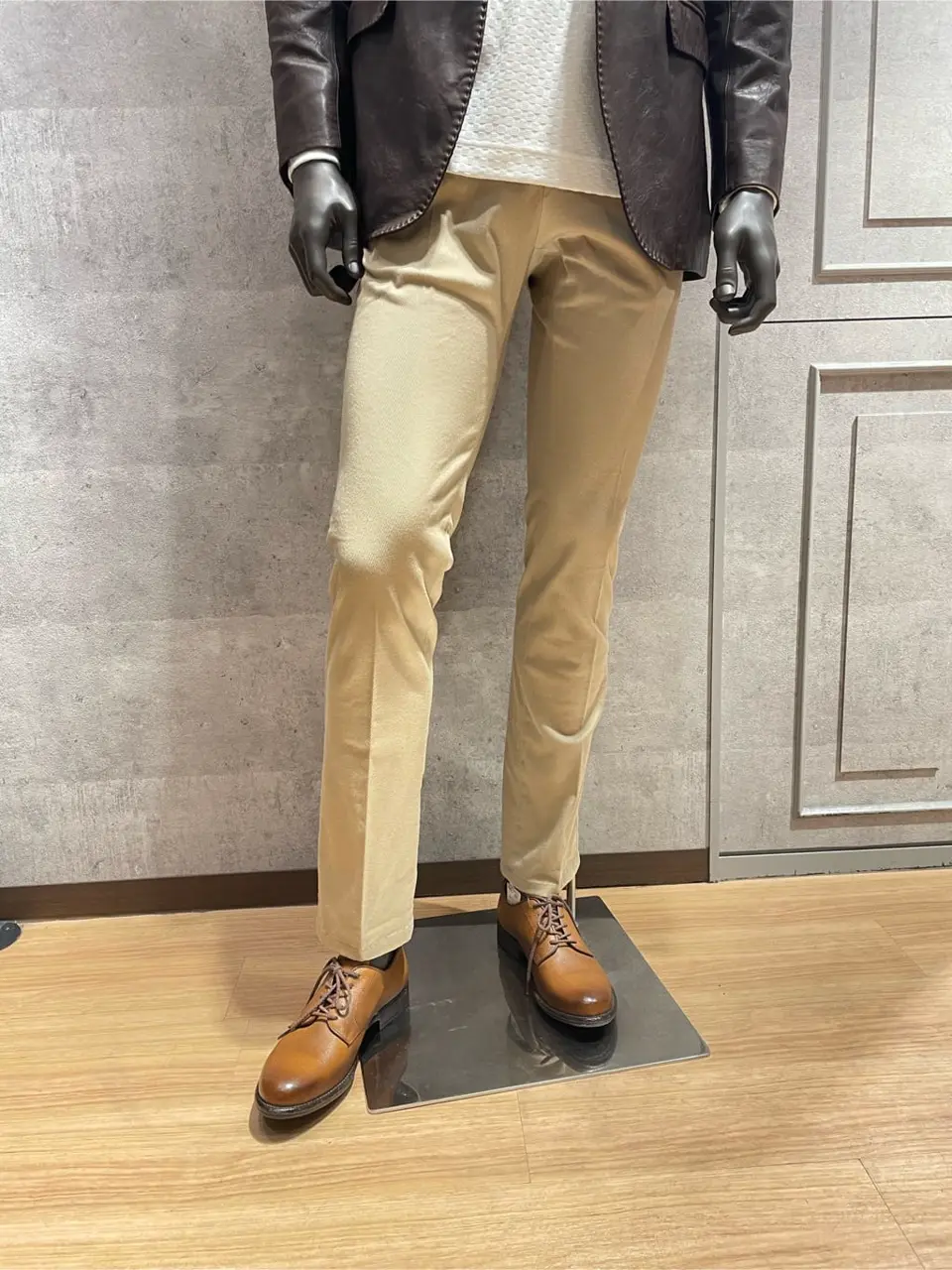 JOSEPH ABBOUD 東　 コーディネート画像