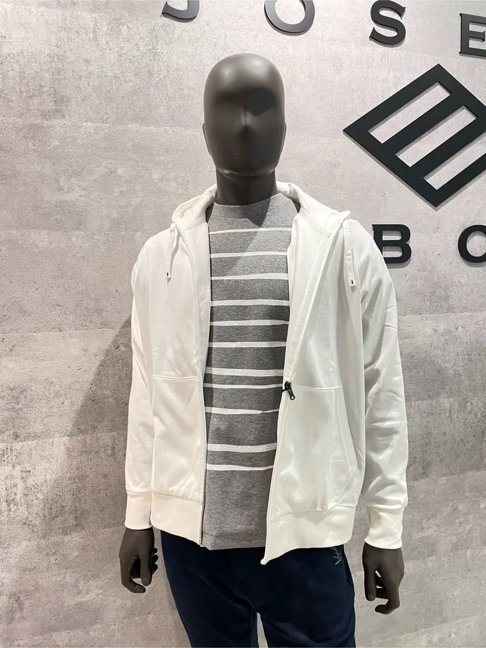 JOSEPH ABBOUD 東　 コーディネート画像