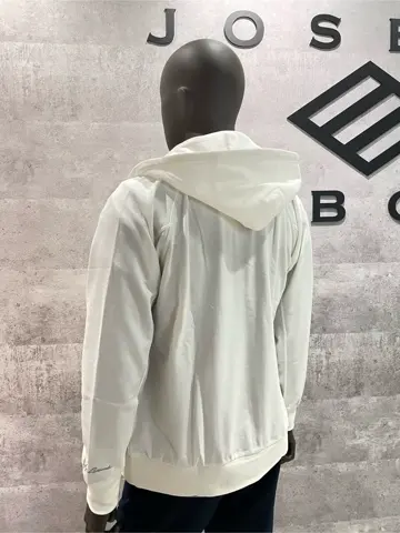 JOSEPH ABBOUD 東　 コーディネート画像