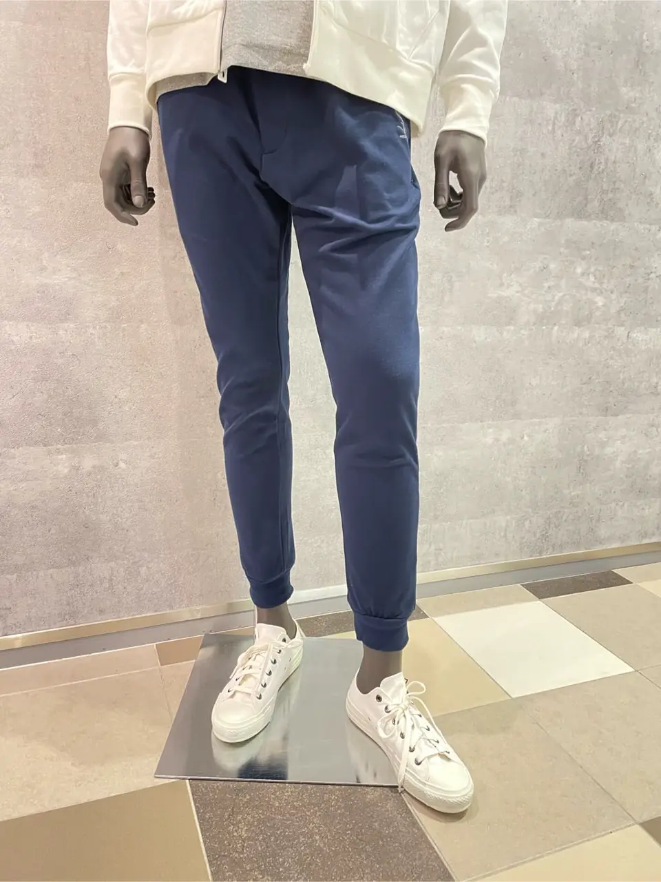 JOSEPH ABBOUD 東　 コーディネート画像