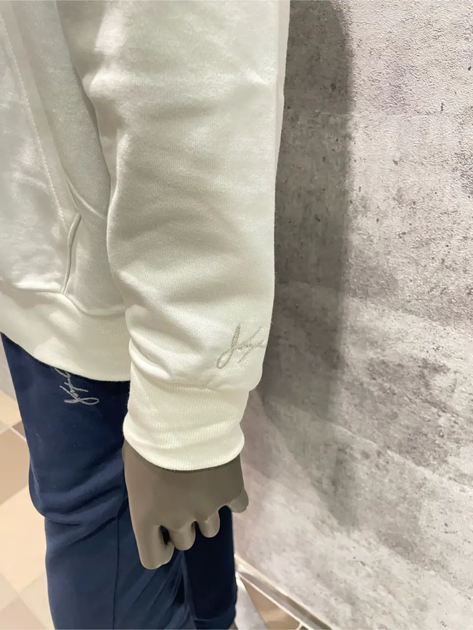 JOSEPH ABBOUD 東　 コーディネート画像