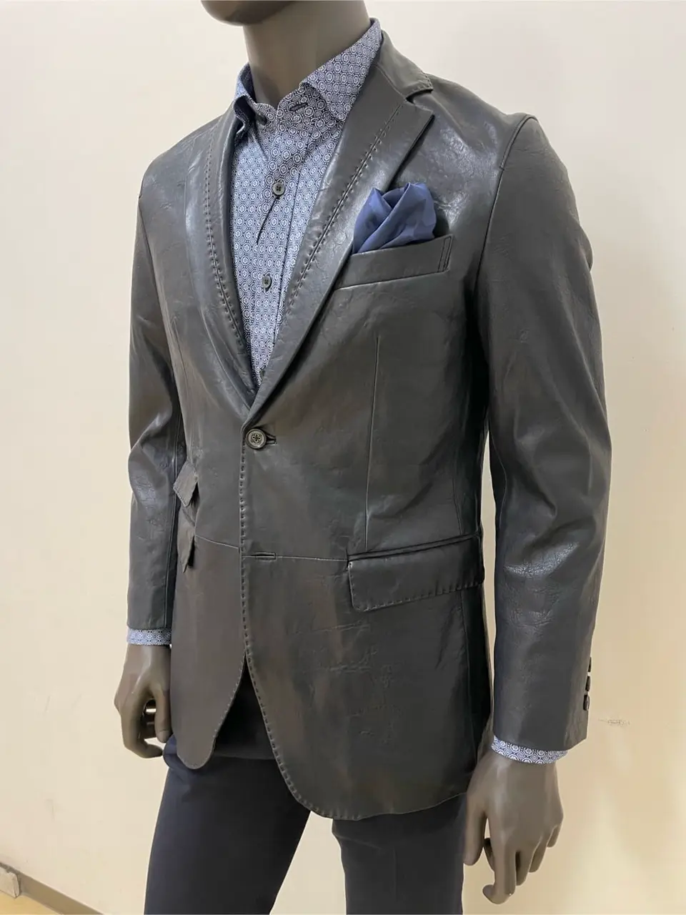 JOSEPH ABBOUD 金本 コーディネート画像