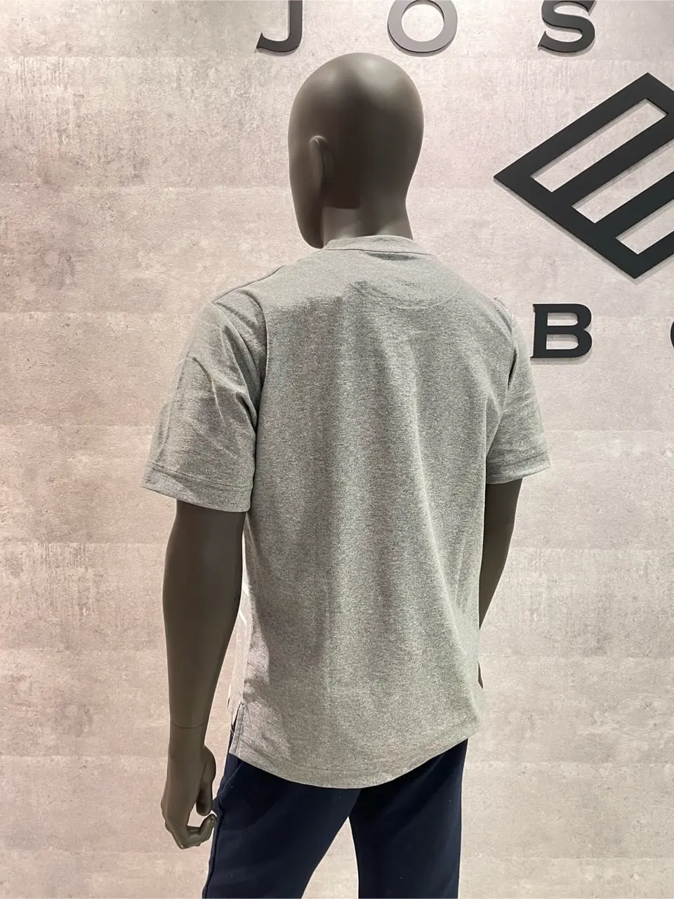 JOSEPH ABBOUD 東　 コーディネート画像