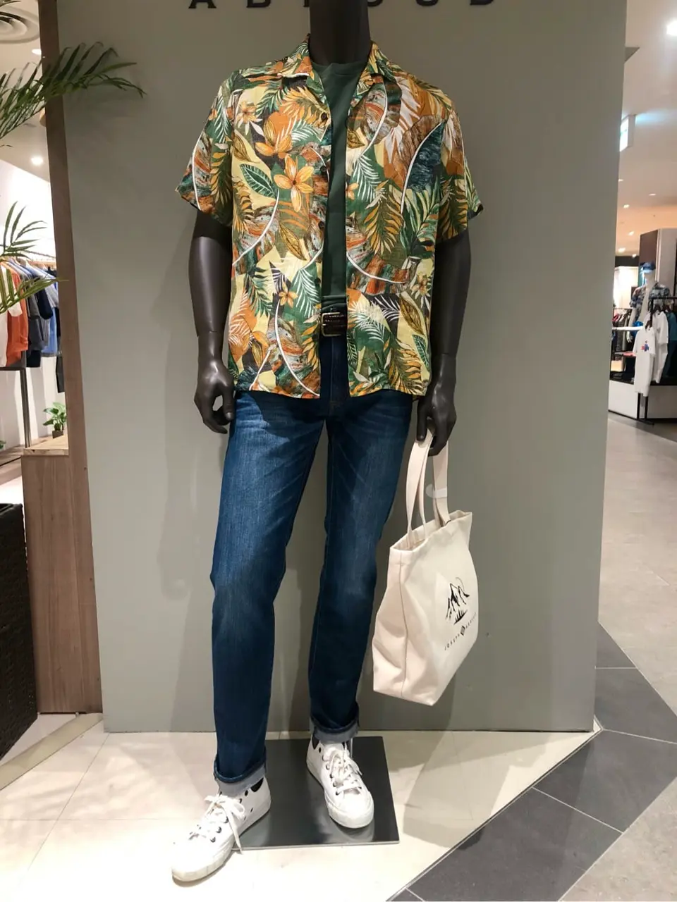 JOSEPH ABBOUD 川田 コーディネート画像