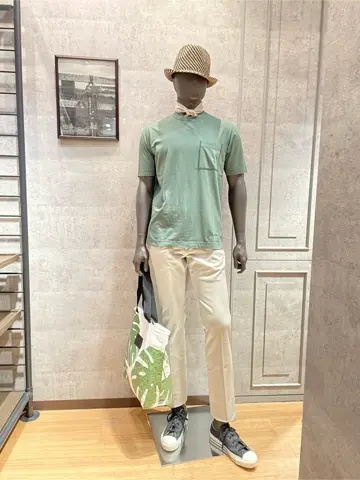 JOSEPH ABBOUD 東　 コーディネート画像