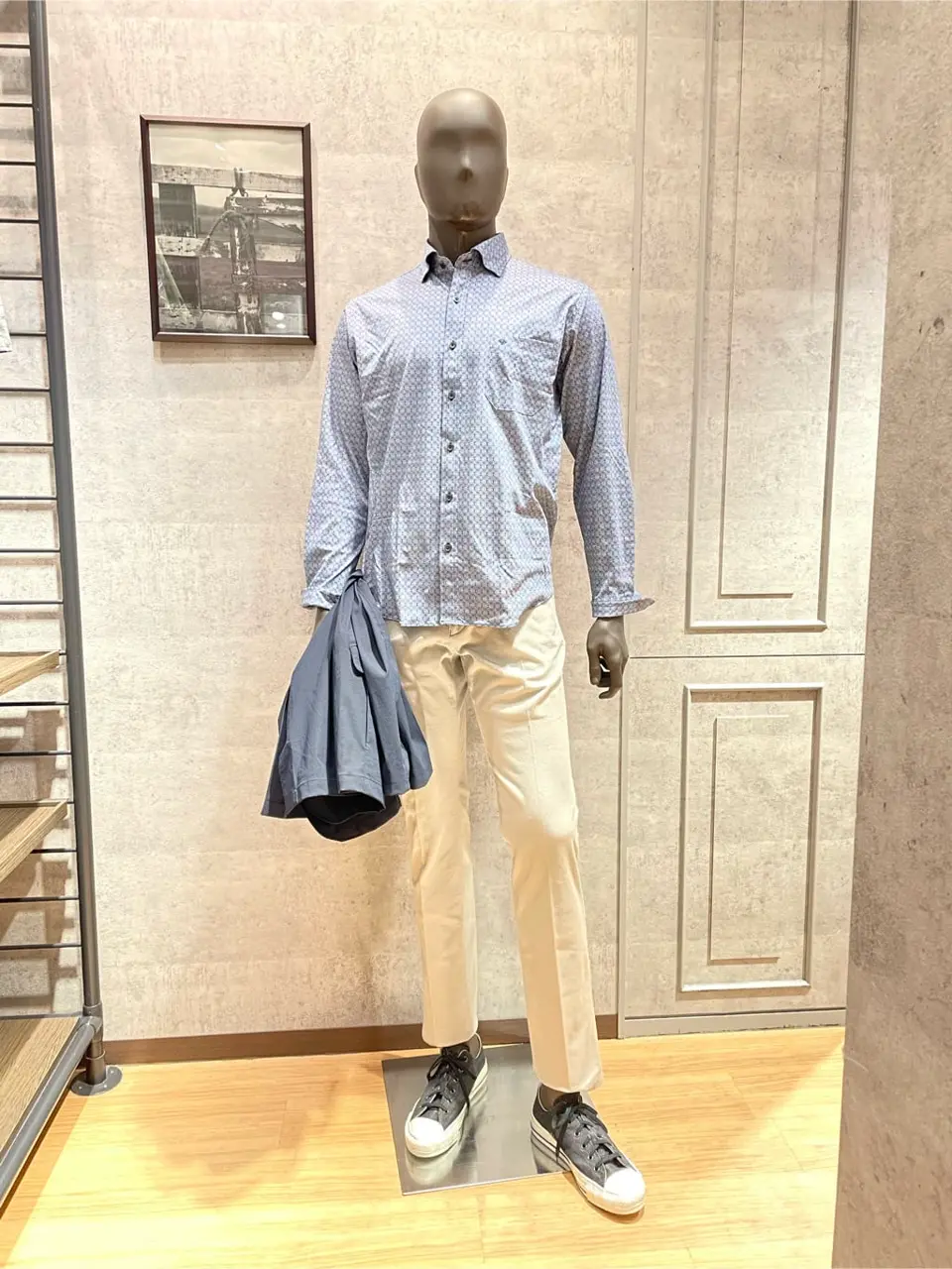  東　 コーディネート画像