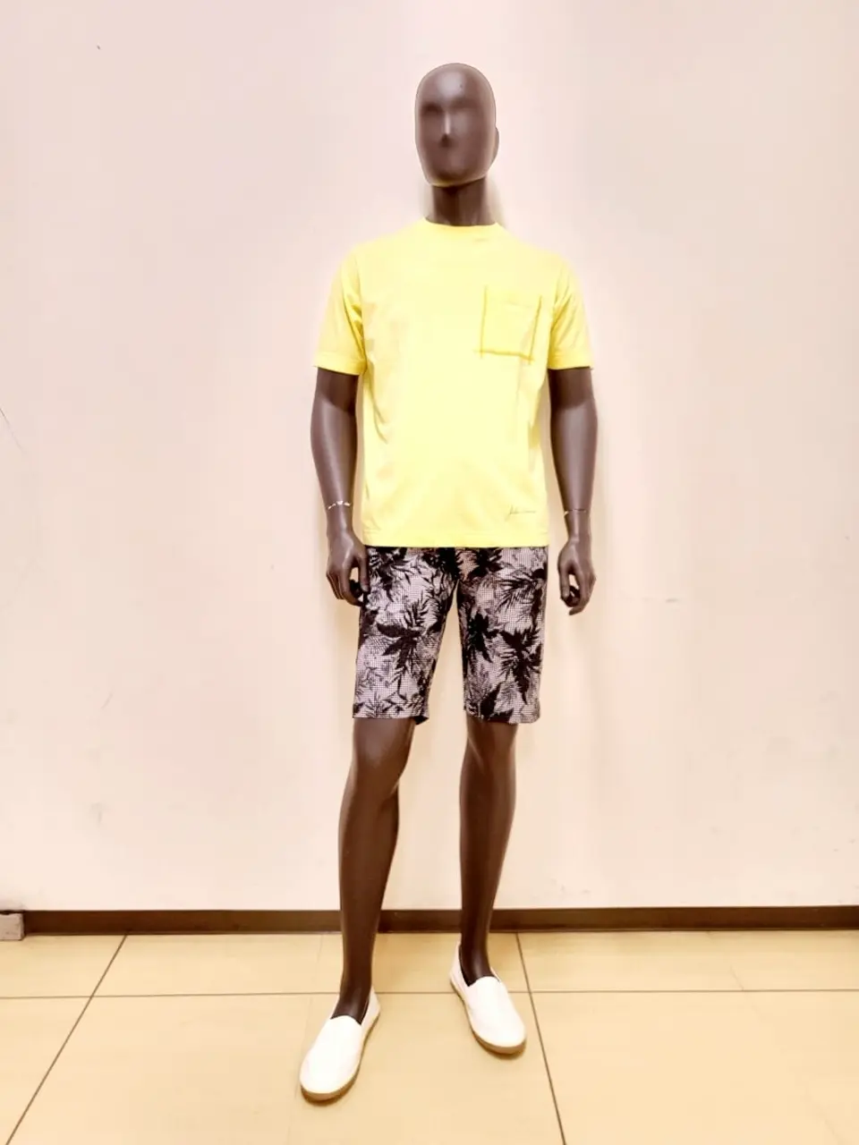  亀井 コーディネート画像