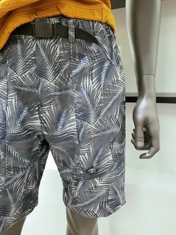 JOSEPH ABBOUD 中西 コーディネート画像