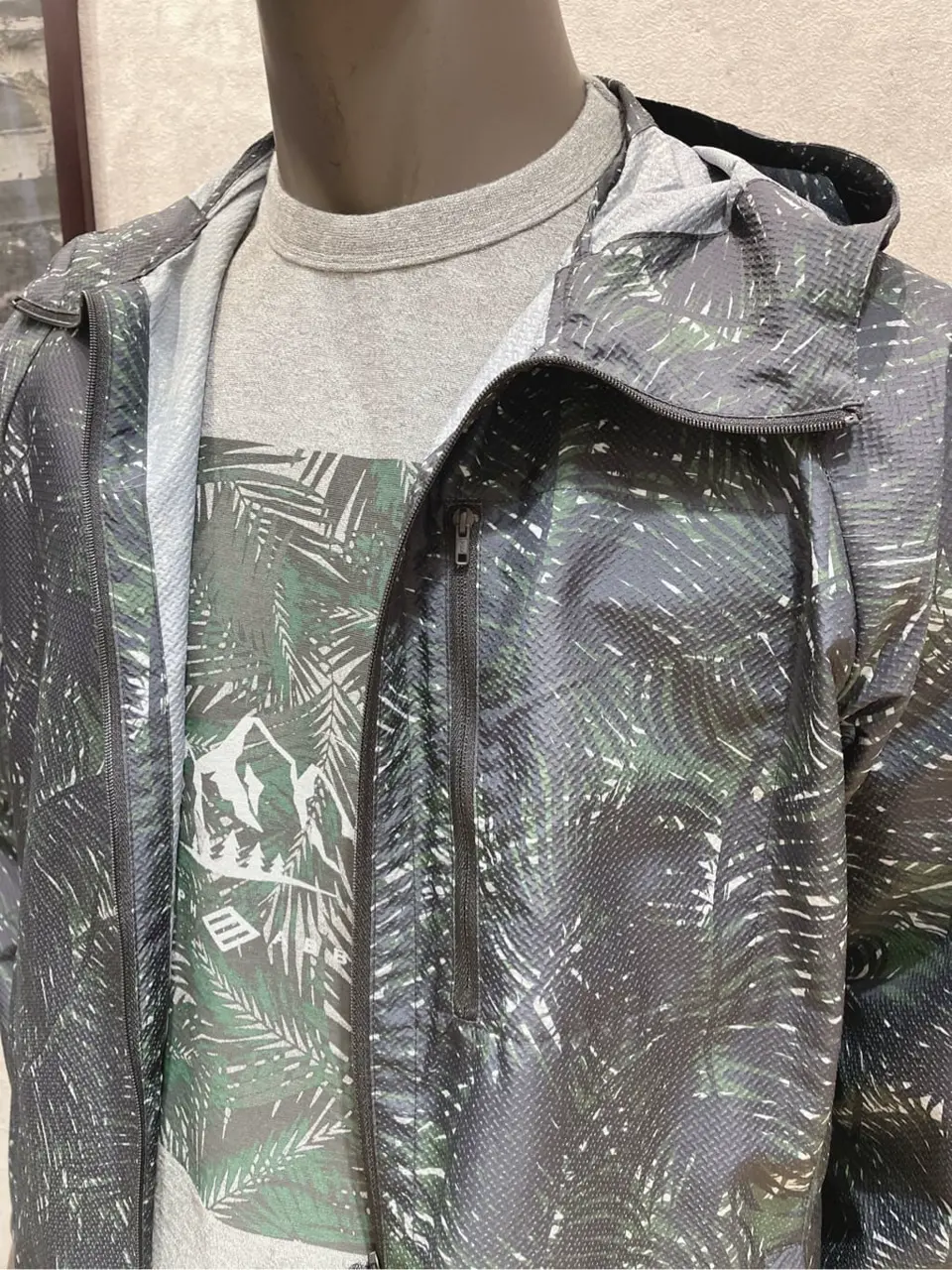 JOSEPH ABBOUD 二澤 コーディネート画像