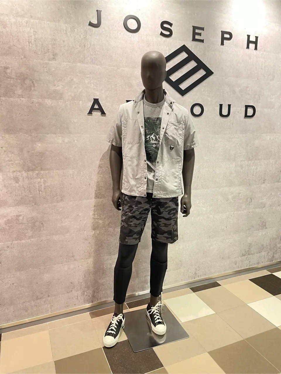  東　 コーディネート画像