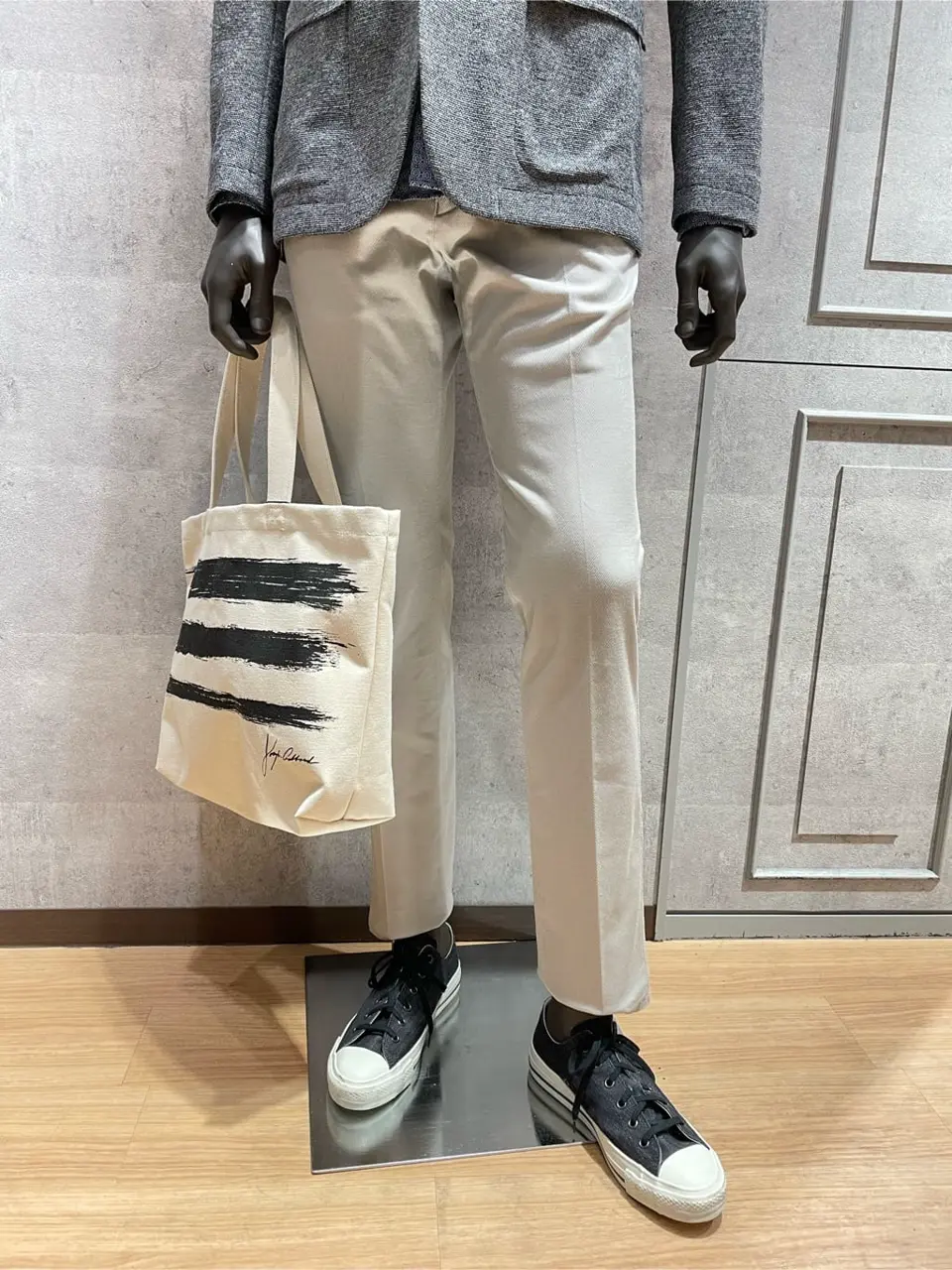 JOSEPH ABBOUD 東　 コーディネート画像