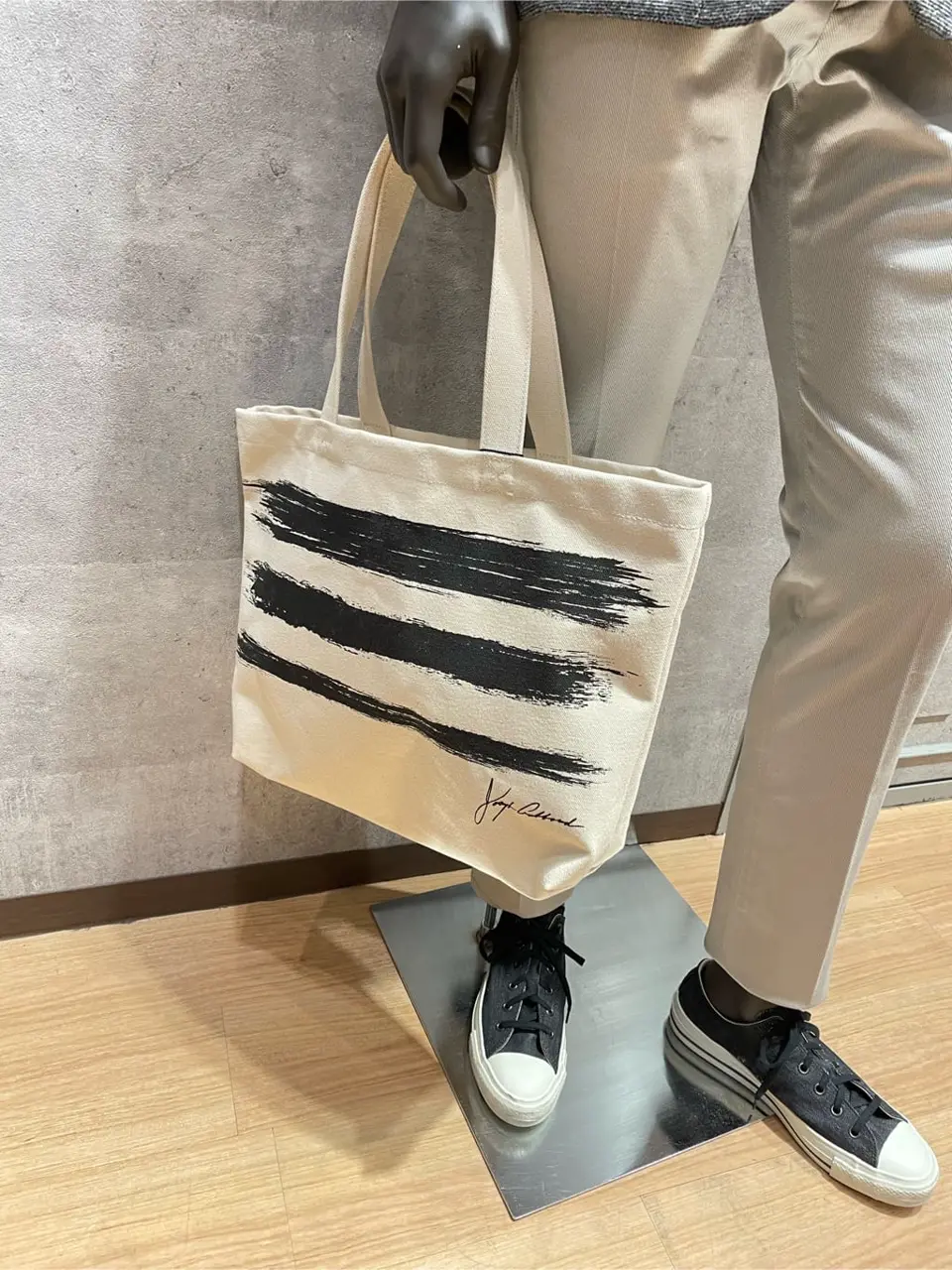 JOSEPH ABBOUD 東　 コーディネート画像