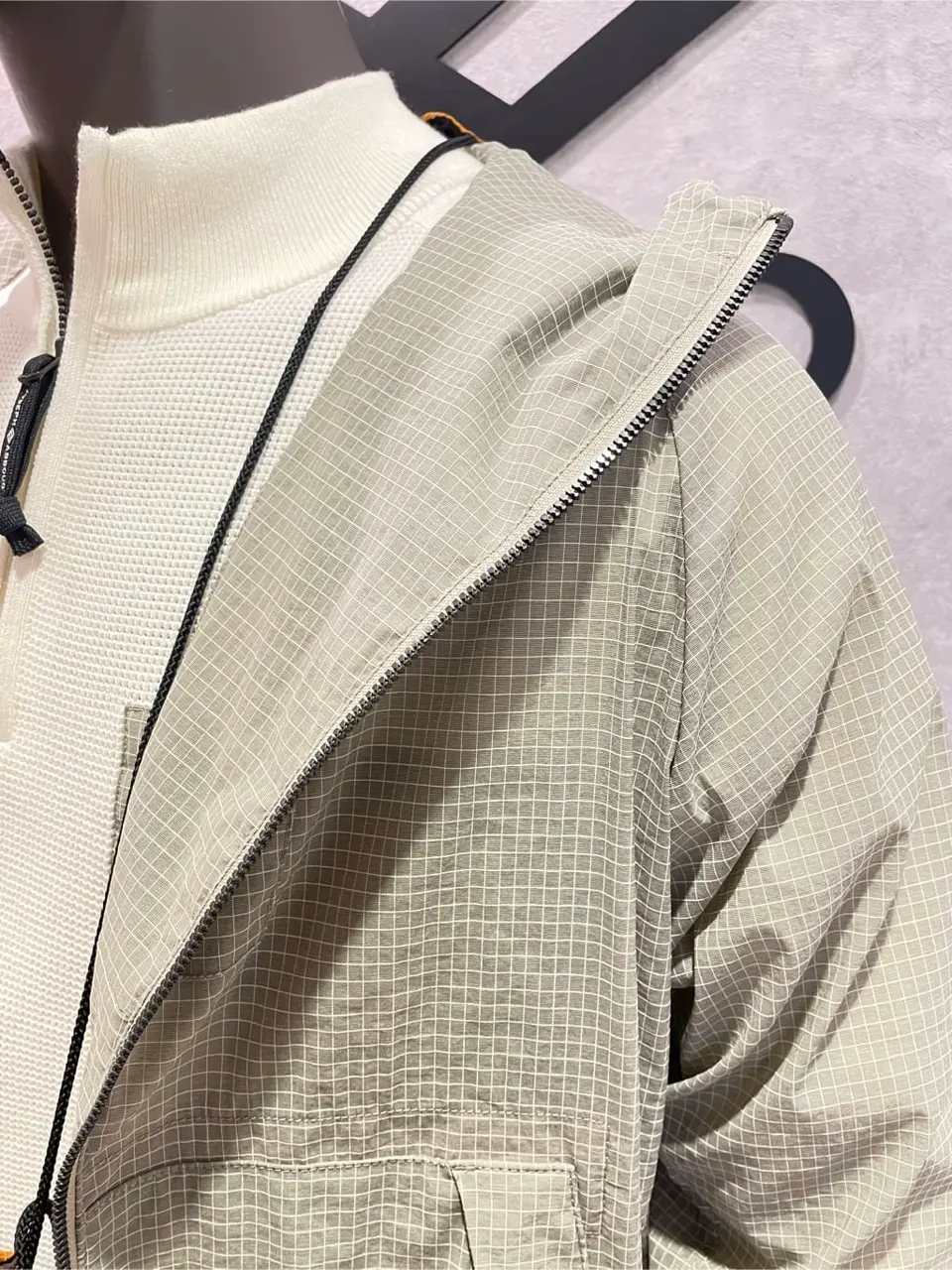 JOSEPH ABBOUD 東　 コーディネート画像