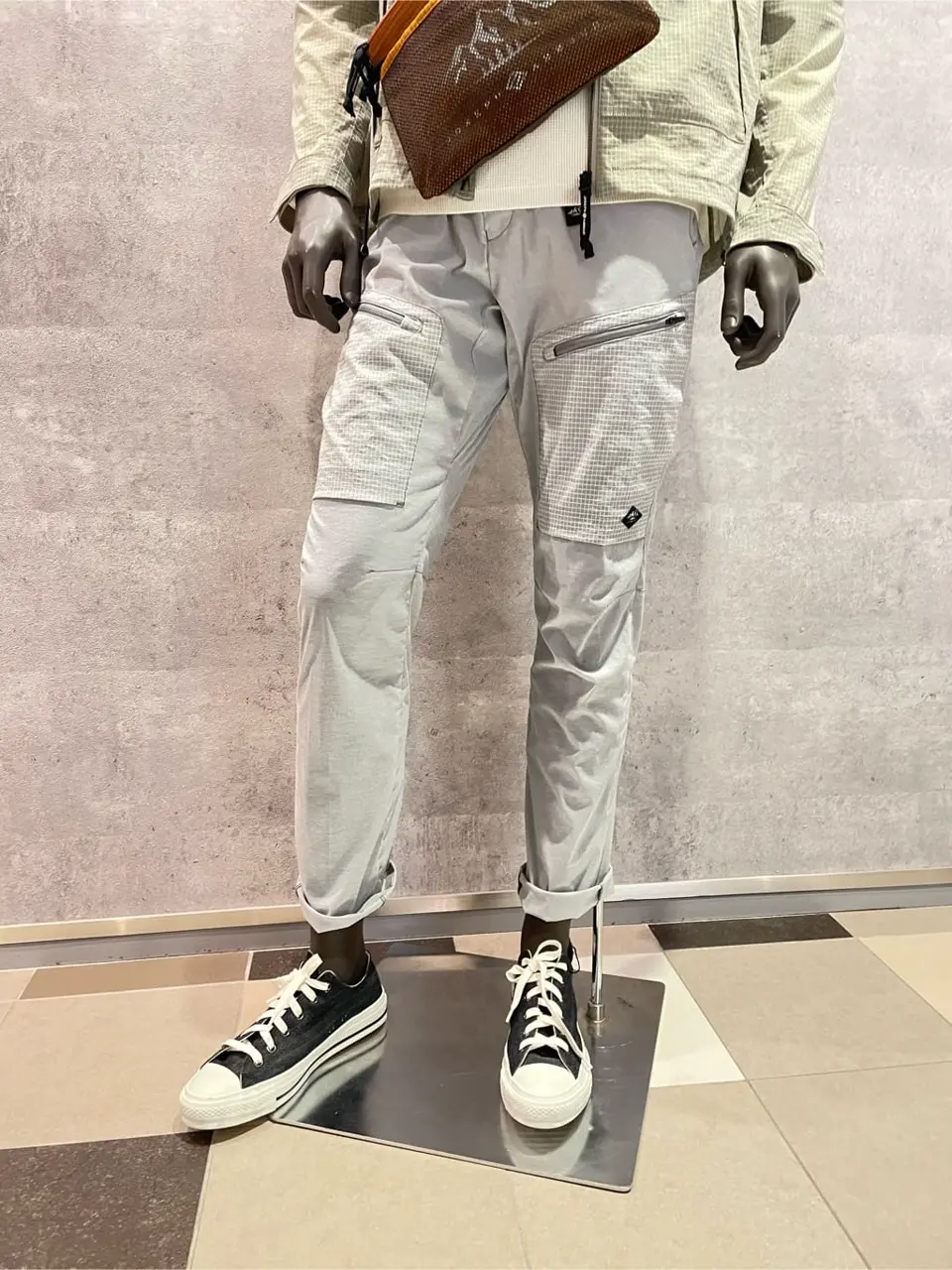 JOSEPH ABBOUD 東　 コーディネート画像