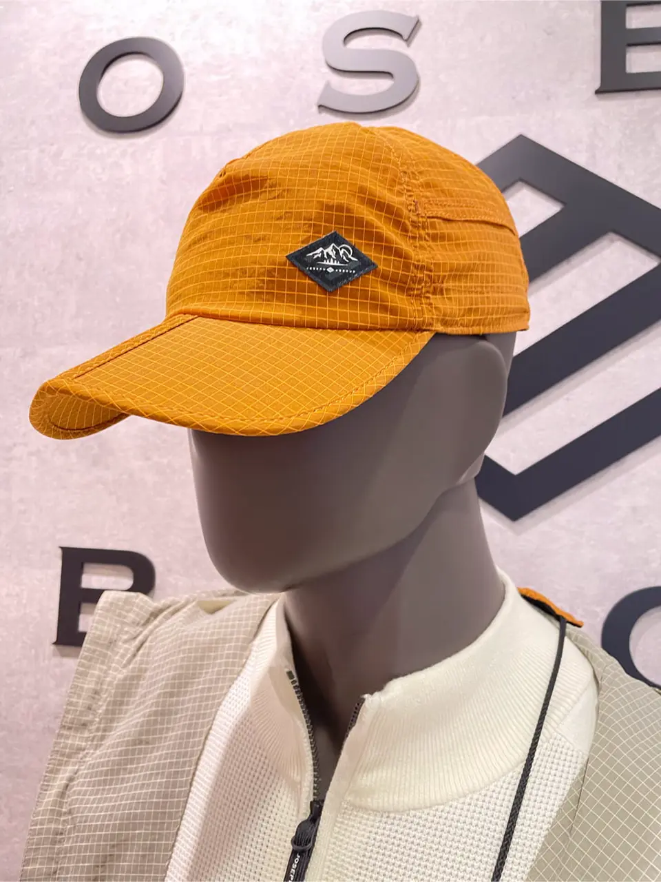 JOSEPH ABBOUD 東　 コーディネート画像