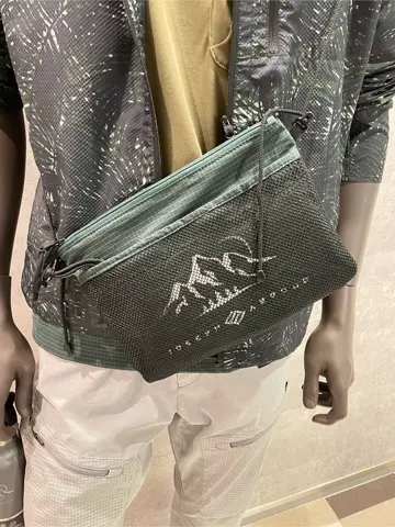 JOSEPH ABBOUD 東　 コーディネート画像